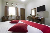 Reddoorz Near Btc Hotel
